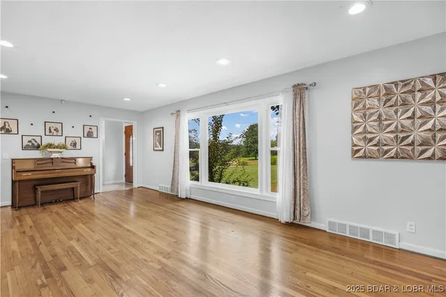 $440,000 | 12 Golf Course Road, Eldon, MO 65026