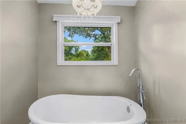 $440,000 | 12 Golf Course Road, Eldon, MO 65026