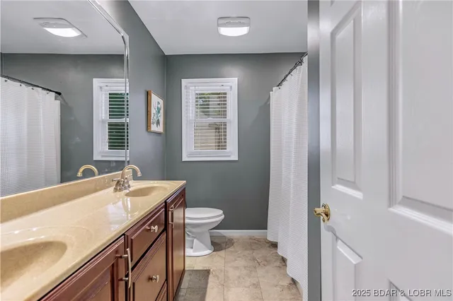 $440,000 | 12 Golf Course Road, Eldon, MO 65026