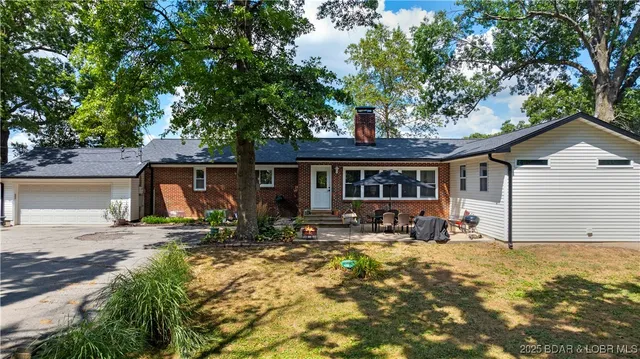 $440,000 | 12 Golf Course Road, Eldon, MO 65026