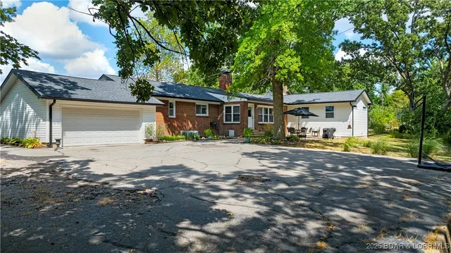 $440,000 | 12 Golf Course Road, Eldon, MO 65026