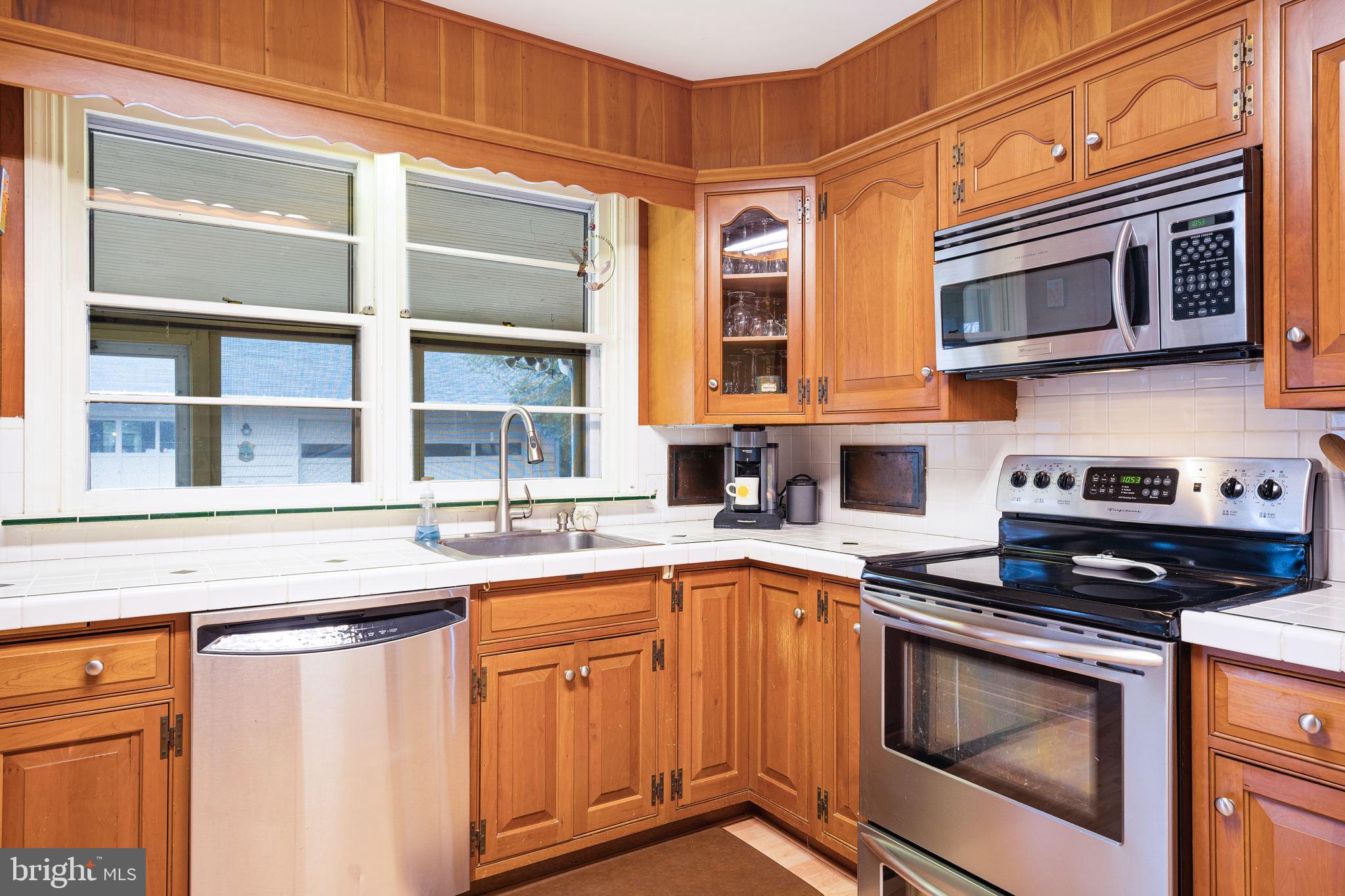 415 School Lane Wayne, PA 19087 - Photo 13 of 32