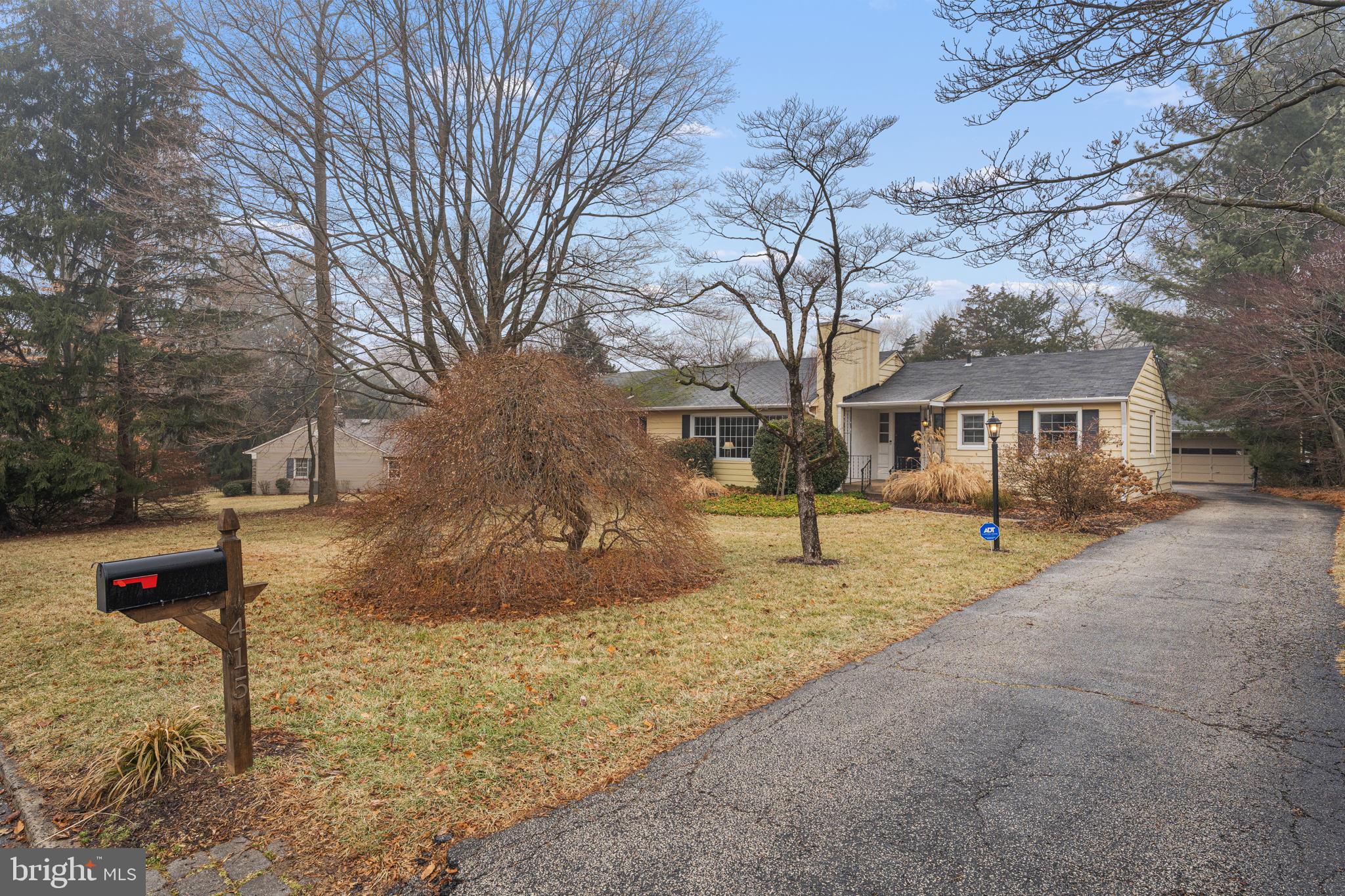 415 School Lane Wayne, PA 19087 - Photo 3 of 32