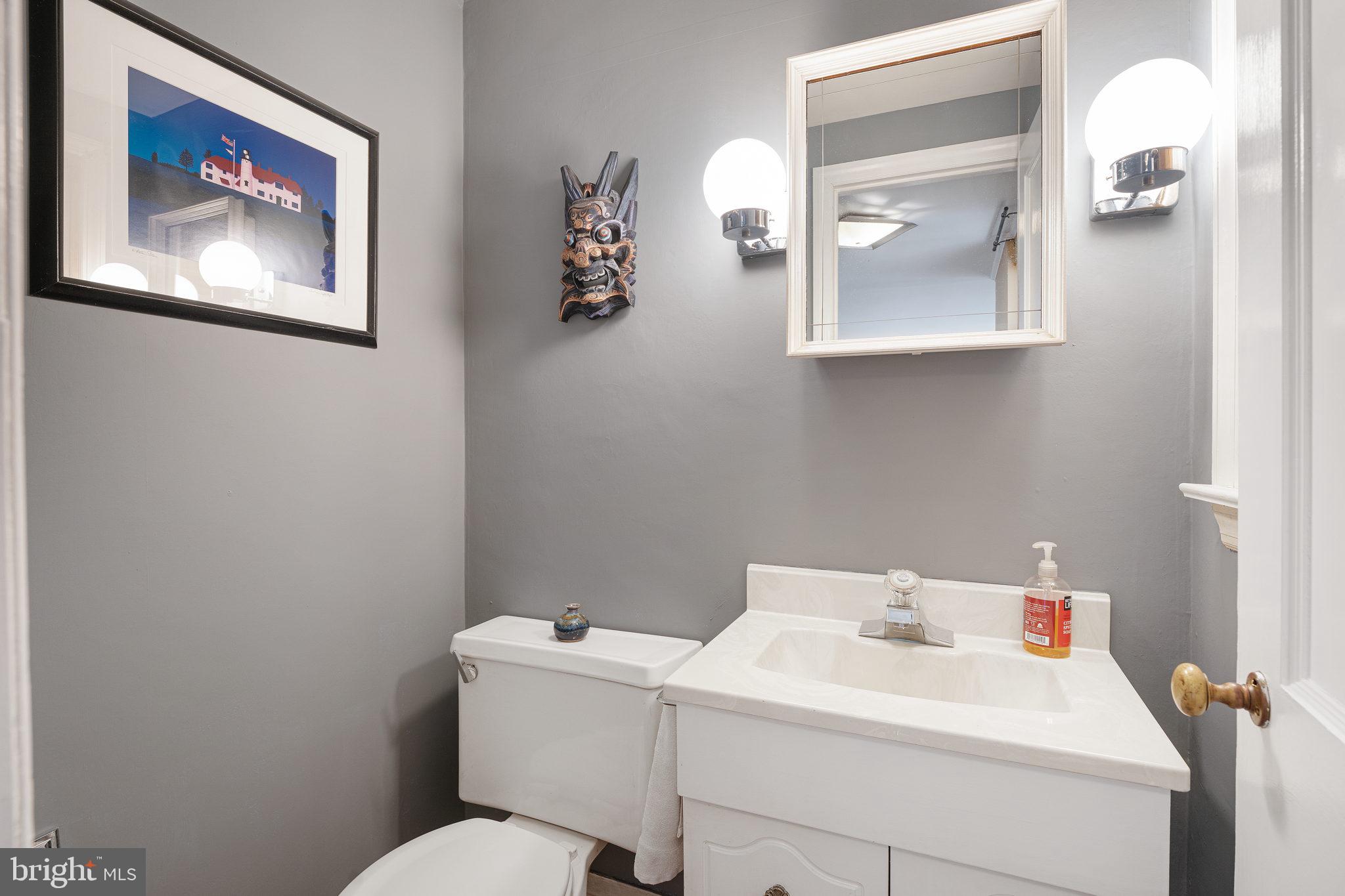 415 School Lane Wayne, PA 19087 - Photo 6 of 32