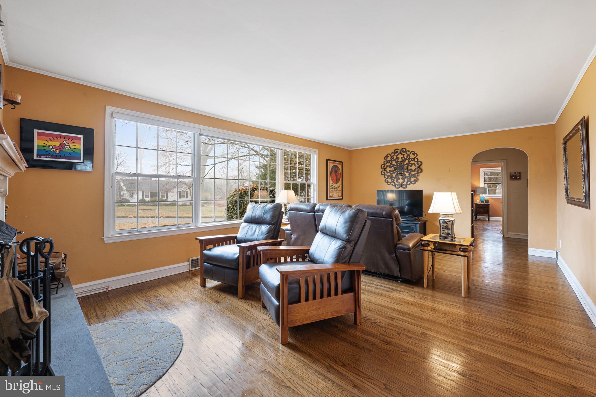 415 School Lane Wayne, PA 19087 - Photo 7 of 32