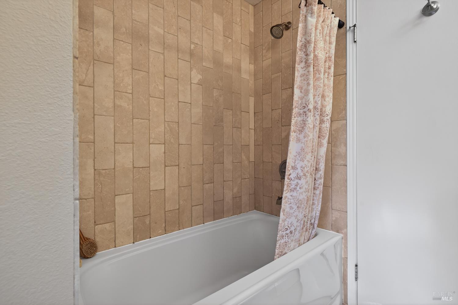 985 Hacienda Circle Rohnert Park, CA 94928 - Photo 30 of 36 a bathroom with a bathtub and shower