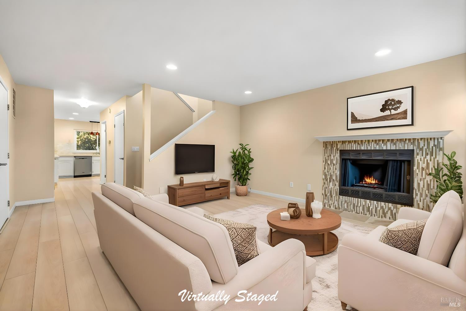 985 Hacienda Circle Rohnert Park, CA 94928 - Photo 3 of 26