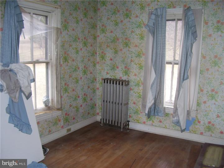 35 Ehst Road Bechtelsville, PA 19505 - Photo 11 of 14 Bedroom 2