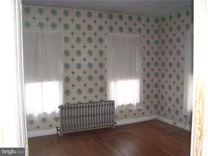 35 Ehst Road Bechtelsville, PA 19505 - Photo 10 of 14 Bedroom - Main