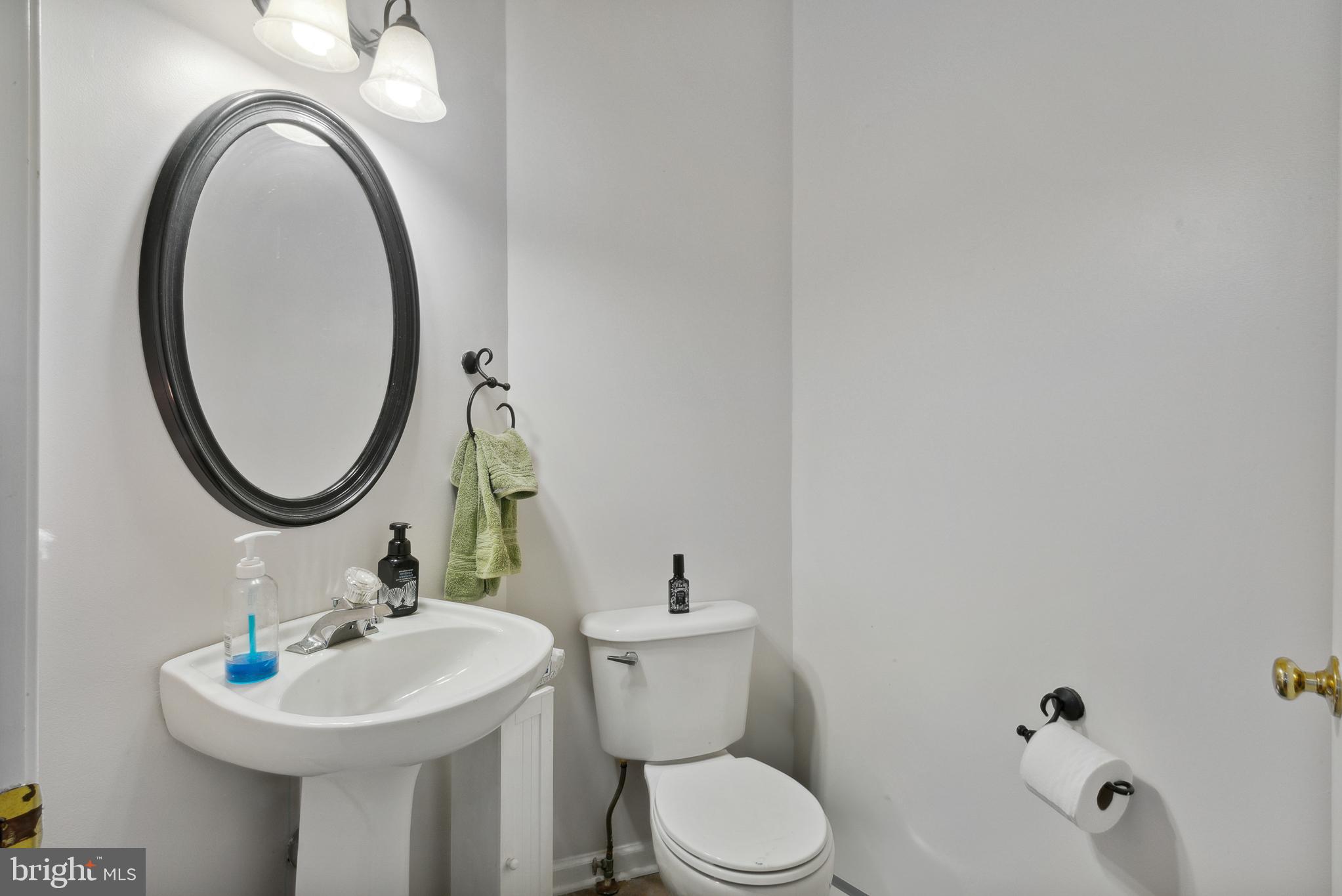 5533 Westcott Circle Frederick, MD 21703 - Photo 20 of 51 Half bath on main floor