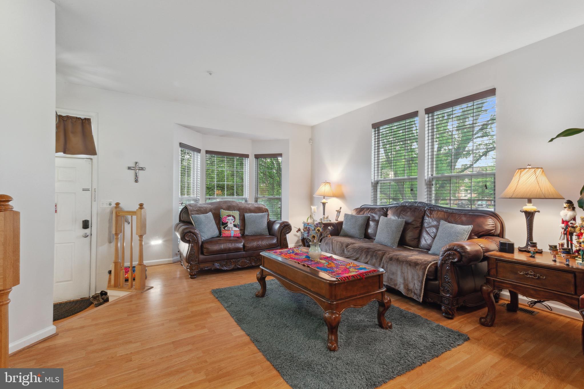 5533 Westcott Circle Frederick, MD 21703 - Photo 8 of 51 Living room