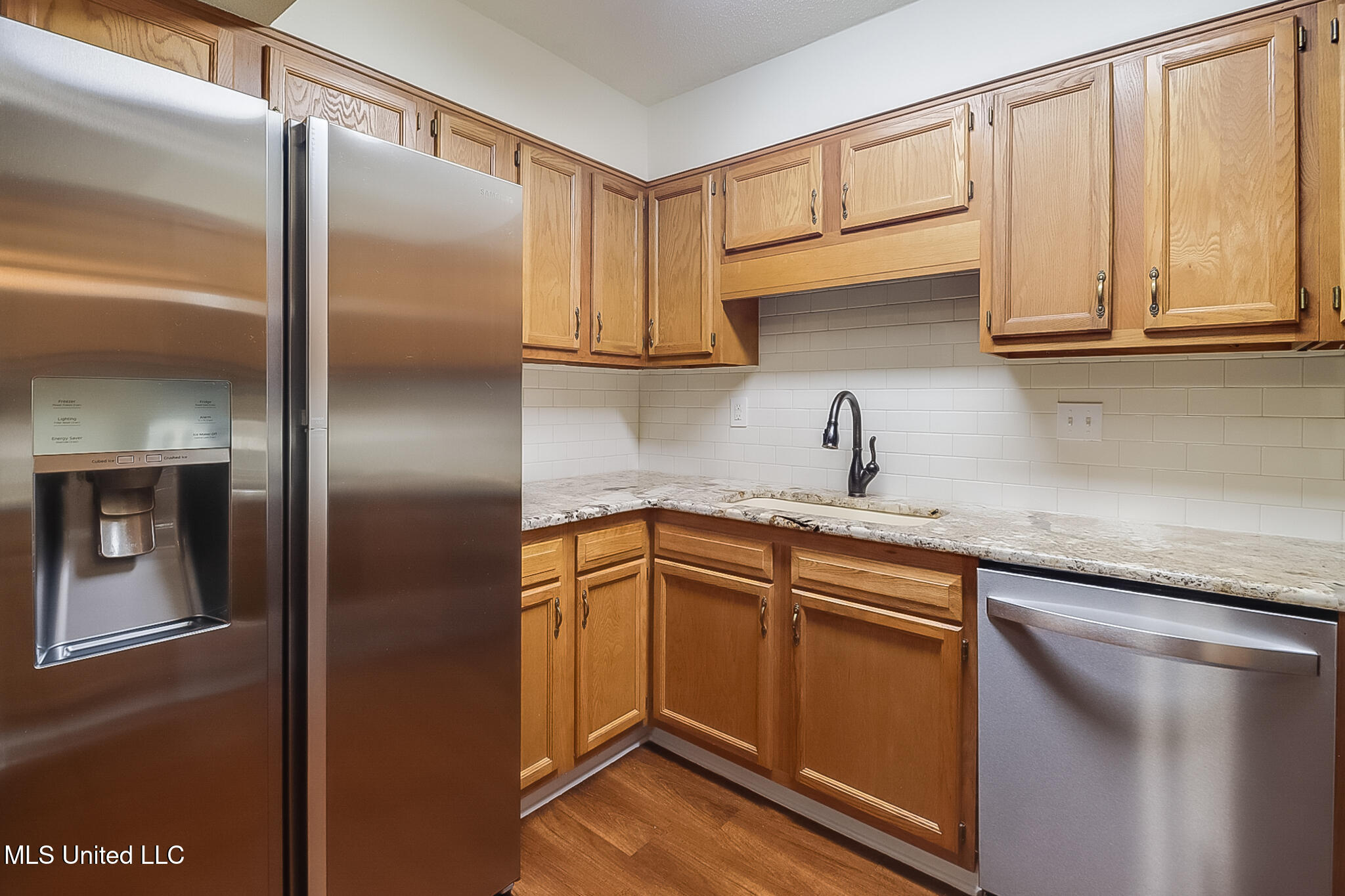 2501 Gulf Avenue, Unit 29 Gulfport, MS 39501 - Photo 4 of 29 2501 Gulf Avenue Unit #29