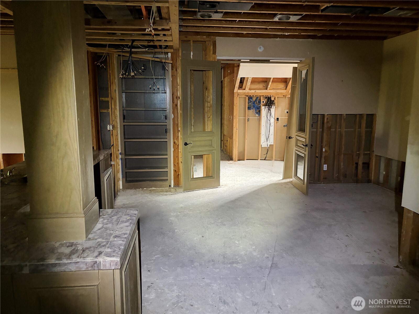 31433 Southeast 62nd Way Fall City, WA 98024 - Photo 39 of 40 a view of livingroom with furniture
