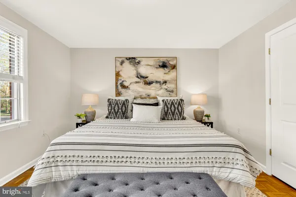 $315,000 | 6715 West Wakefield Drive, Unit B1, Alexandria, VA 22307