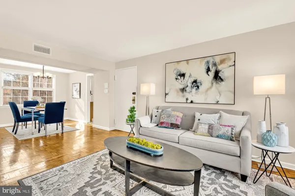 $315,000 | 6715 West Wakefield Drive, Unit B1, Alexandria, VA 22307