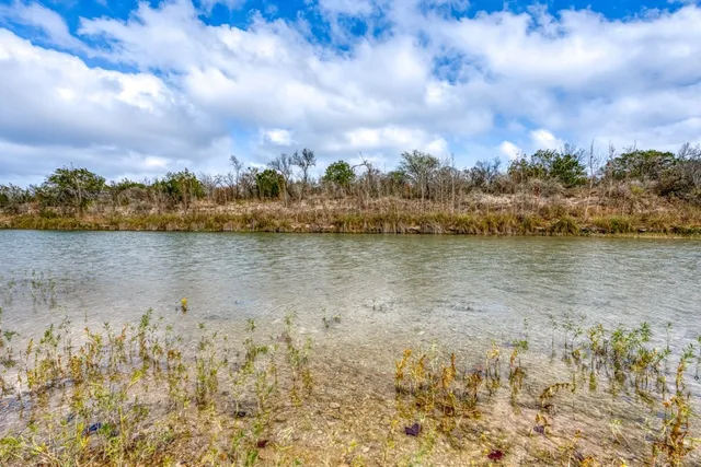 $299,500 | Undisclosed Address, Uvalde, TX 78801