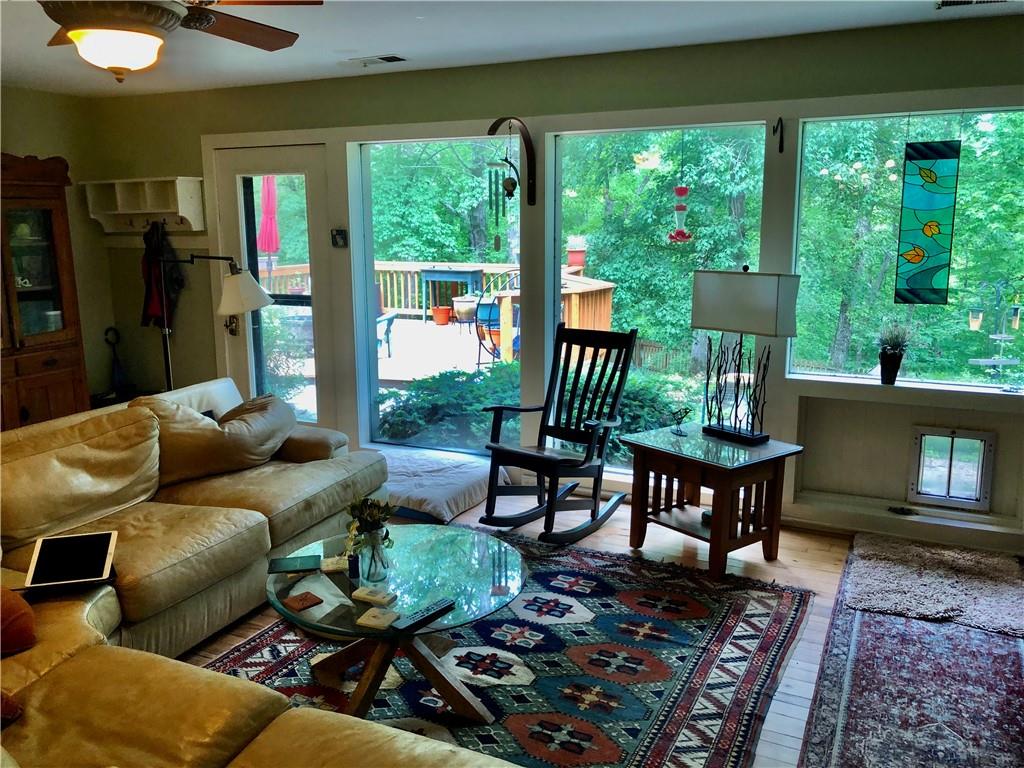 1638 Jackson Branch Ridge Road Nashville, IN 47448 - Photo 8 of 11 Gallery Image 8