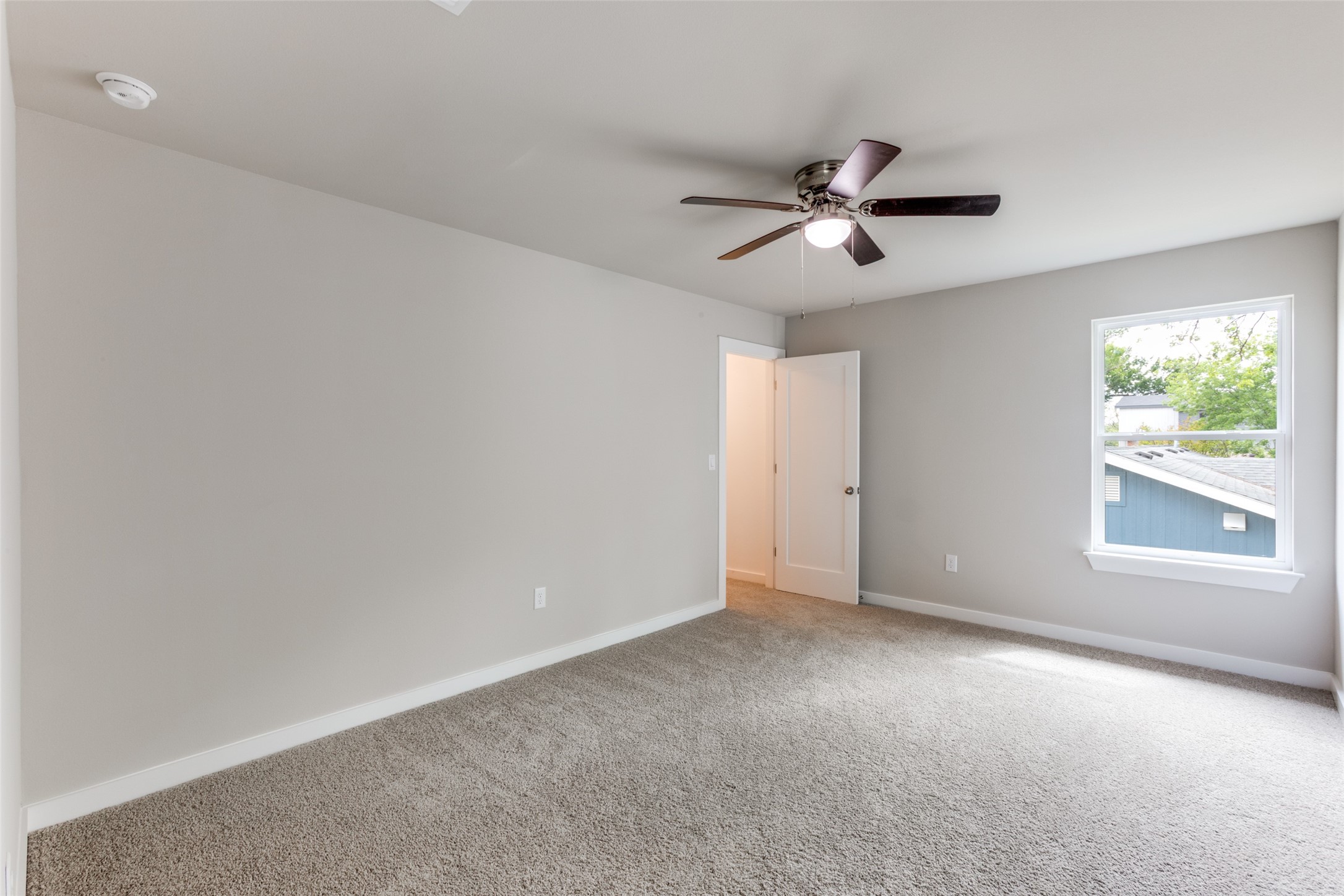 8012 Gault Street Austin, TX 78757 - Photo 22 of 47