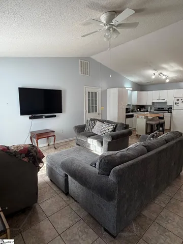 $190,000 | 303 Maplewood Circle, Greer, SC 29651