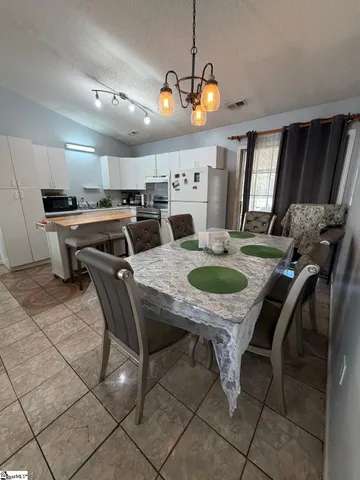 $190,000 | 303 Maplewood Circle, Greer, SC 29651