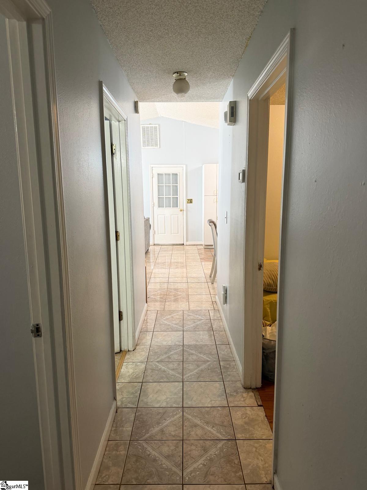 303 Maplewood Circle Greer, SC 29651 - Photo 9 of 21