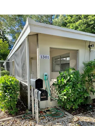 $1,275 | 1301 Southeast 22nd Avenue, Unit 4, Pompano Beach, FL 33062