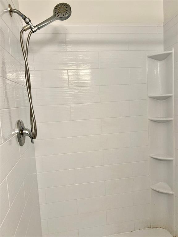 1301 Southeast 22nd Avenue, Unit 4 Pompano Beach, FL 33062 - Photo 10 of 14 a bathroom with a shower