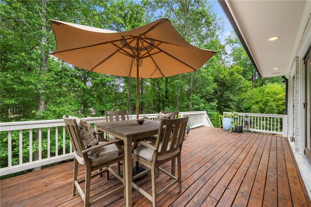 6321 Hunting Creek Road Northeast Sandy Springs, GA 30328 - Photo 13 of 70