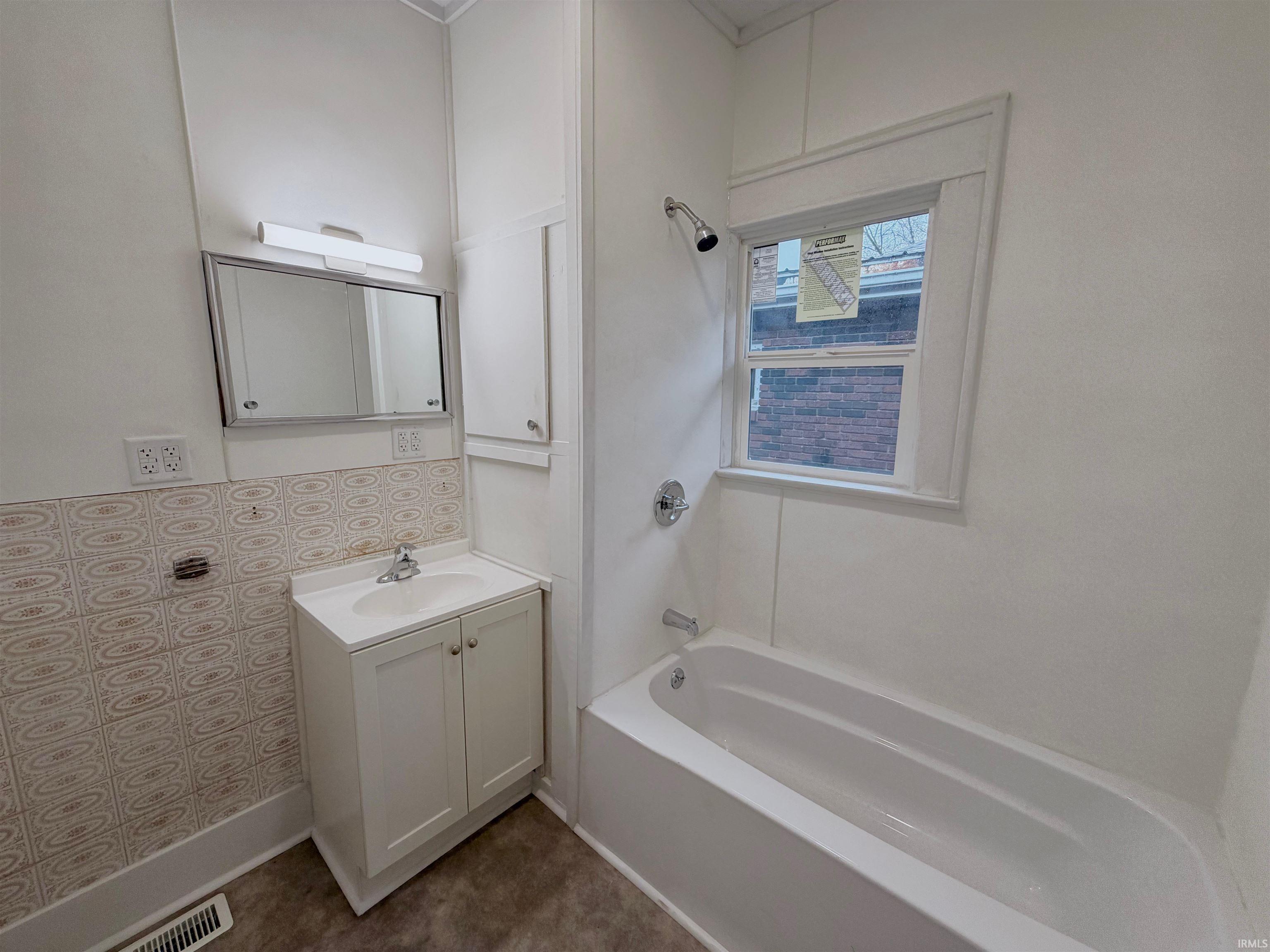 307 East Union Street Portland, IN 47371 - Photo 10 of 18