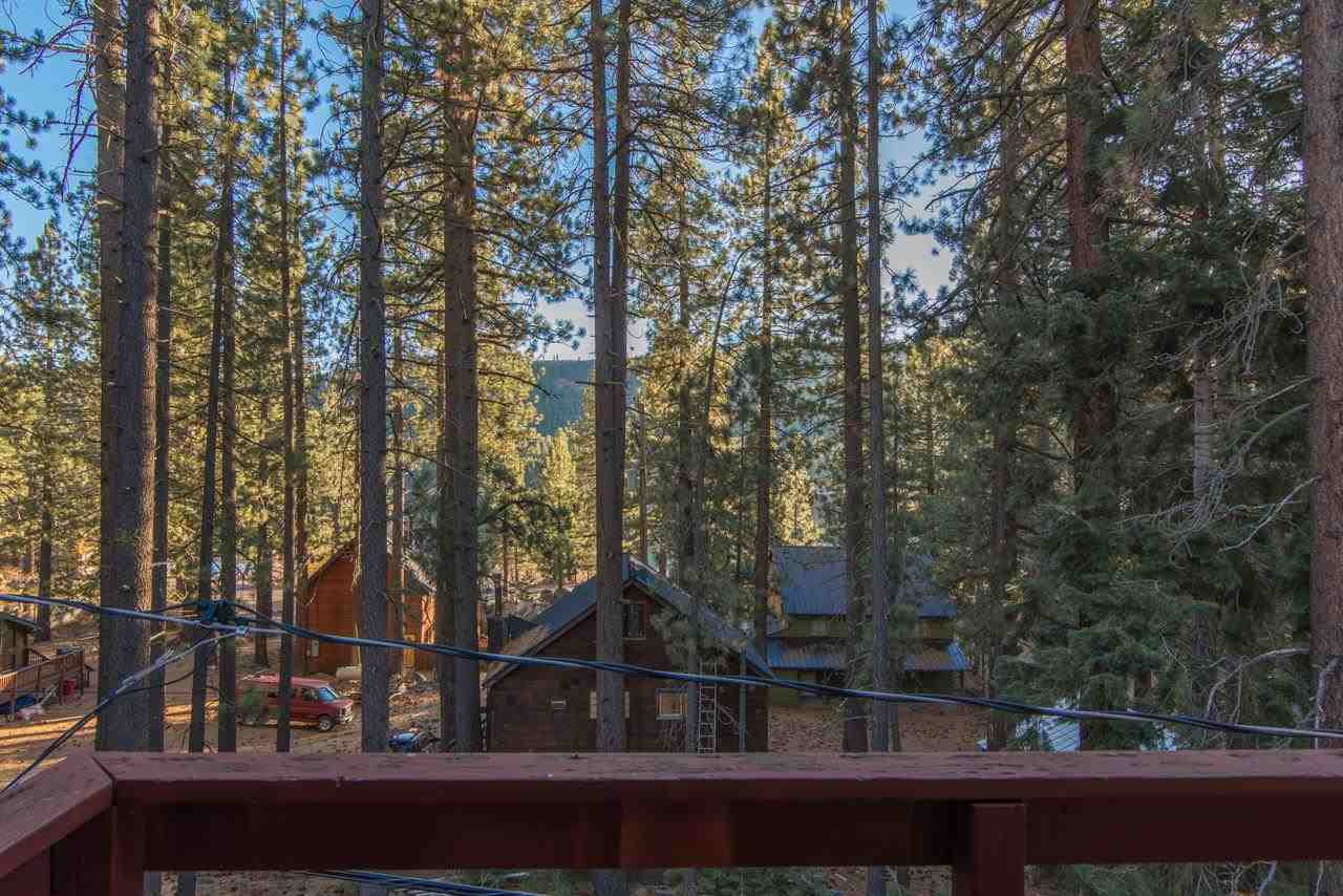 13165 Moraine Road Truckee, CA 96161 - Photo 13 of 14 Gallery Image 13
