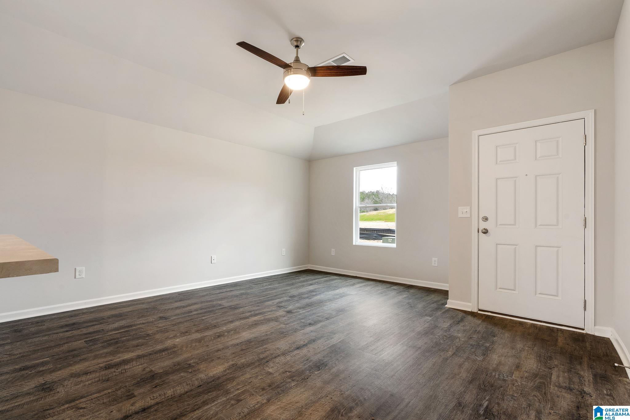 593 Antler Way Lincoln, AL 35096 - Photo 3 of 18