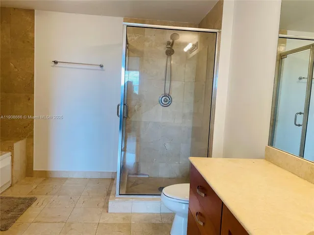 $625,000 | 20 Calabria Avenue, Unit 401, Coral Gables, FL 33134