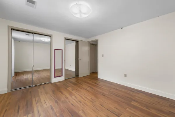 $400,000 | 28771 Brook Circle, Grosse Ile, MI 48138