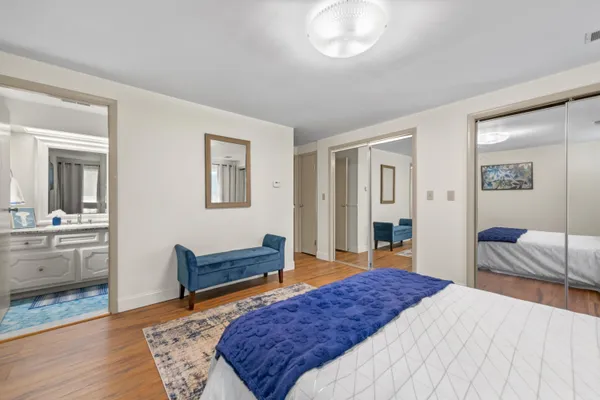 $400,000 | 28771 Brook Circle, Grosse Ile, MI 48138