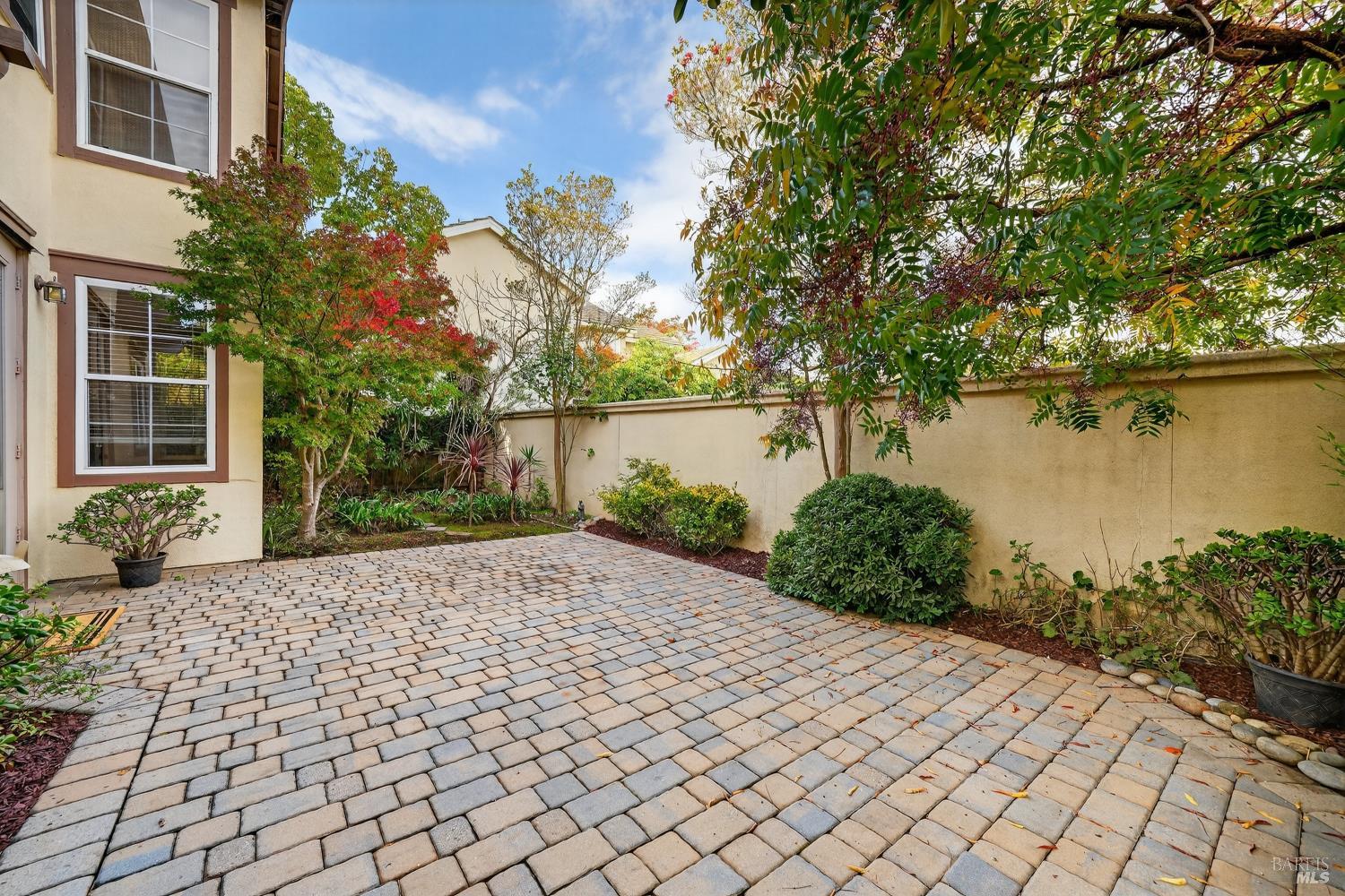 23 Greenham Court Novato, CA 94949 - Photo 20 of 20 a pathway of a house with a yard