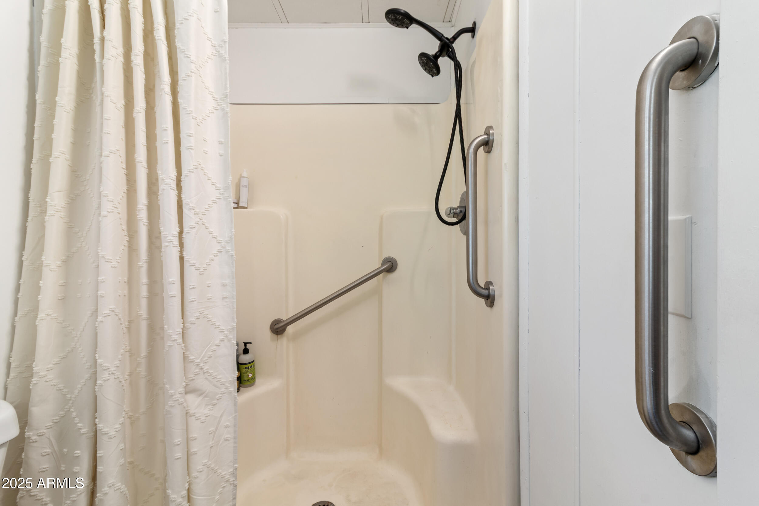 701 South Dobson Road, Unit 357 Mesa, AZ 85202 - Photo 12 of 66 a bathroom with a shower