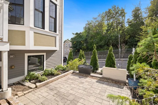 $749,000 | 9 Cedar Street, Unit 1, Boston, MA 02119