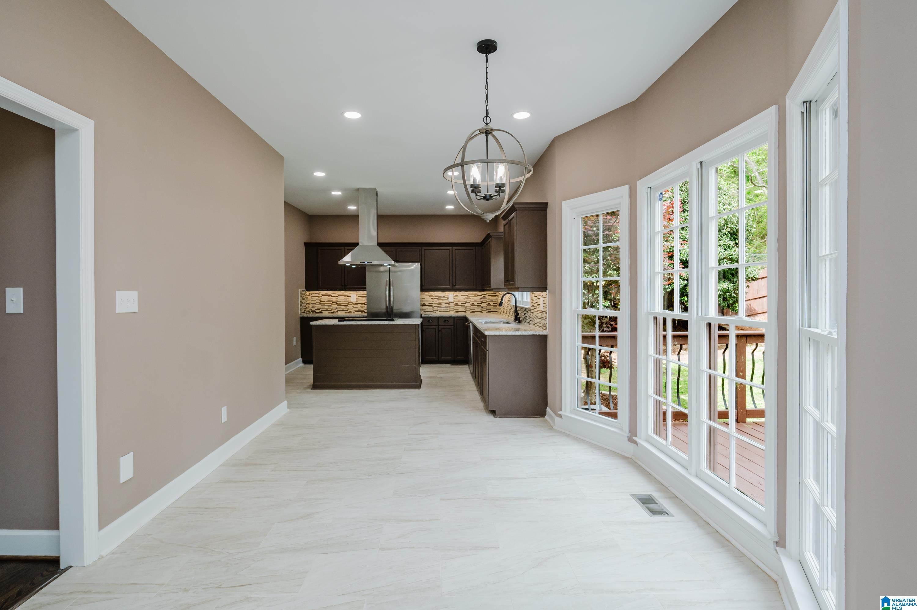 3308 Saddlebrook Circle Birmingham, AL 35210 - Photo 18 of 68