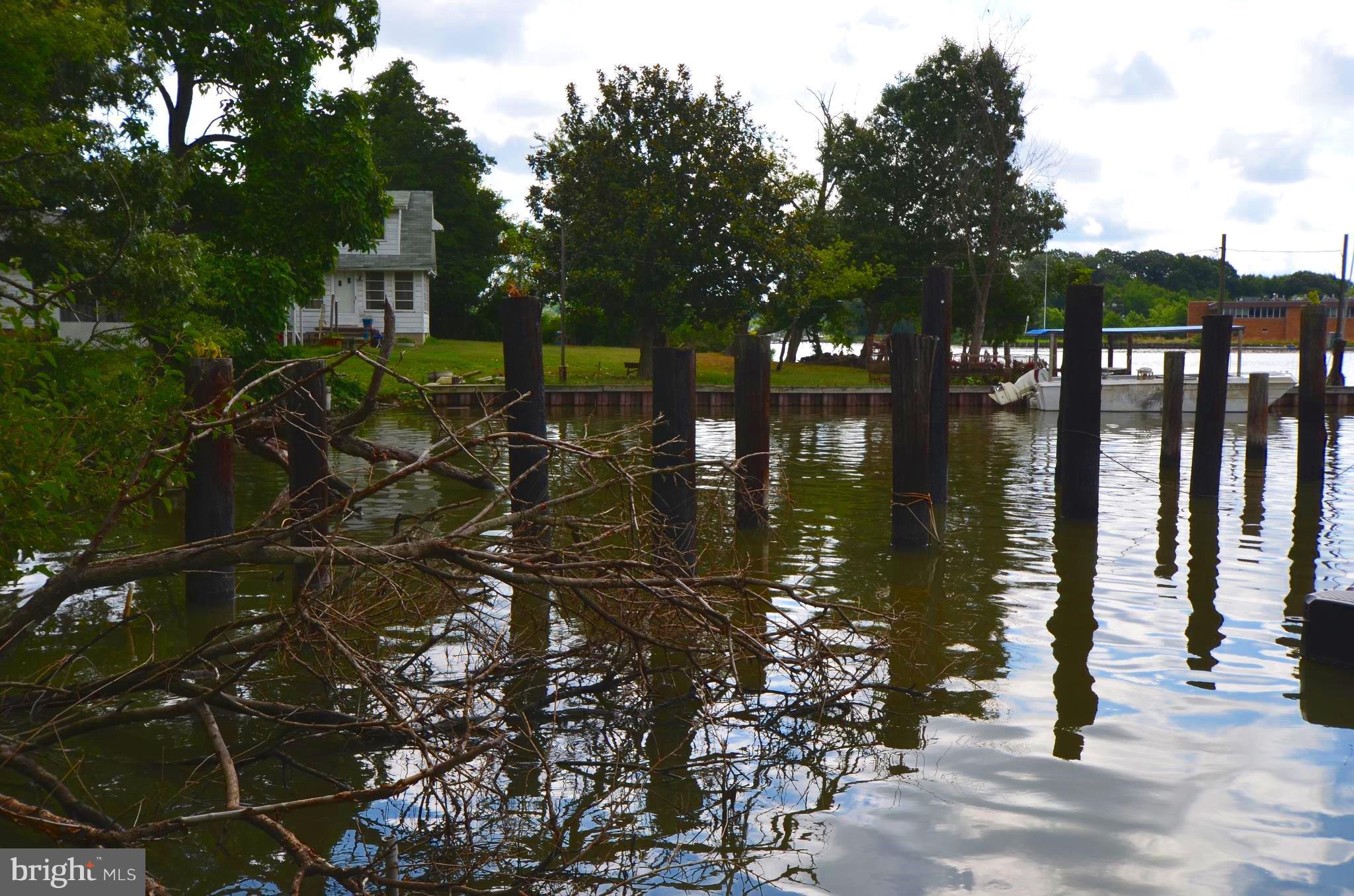 1414 Nieman Road Shady Side, MD 20764 - Photo 6 of 17 remnants to old pier.
