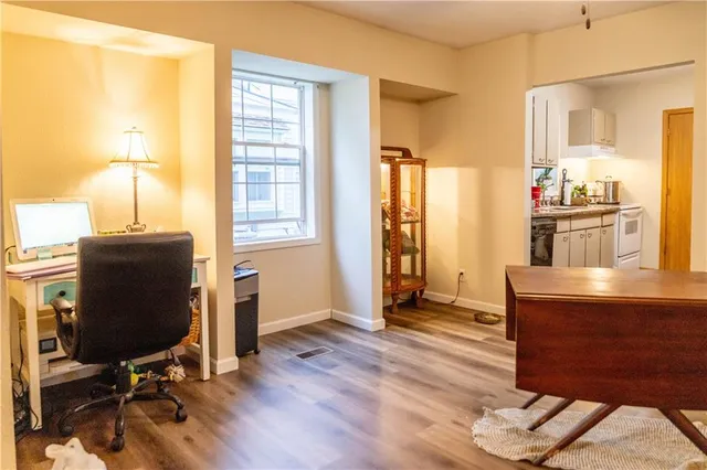 $120,000 | 261 West Jackson Street, Marshall, MO 65340