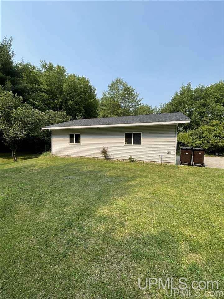 4755 17th Road Escanaba, MI 49829 - Photo 17 of 21