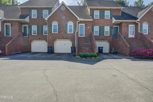 $279,000 | 425 Andover Court, Unit 425, Kingsport, TN 37663