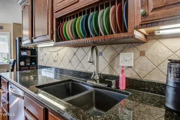 $279,000 | 425 Andover Court, Unit 425, Kingsport, TN 37663