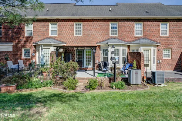 $279,000 | 425 Andover Court, Unit 425, Kingsport, TN 37663