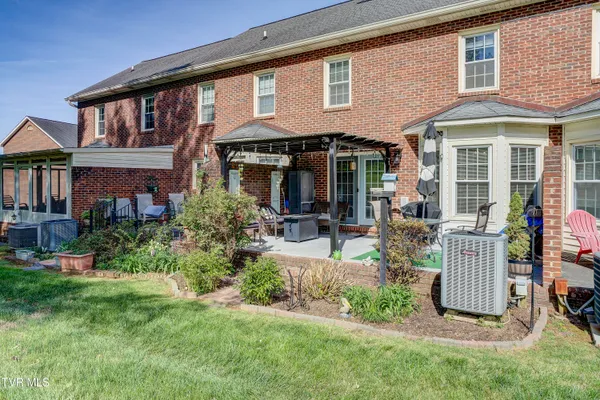 $279,000 | 425 Andover Court, Unit 425, Kingsport, TN 37663