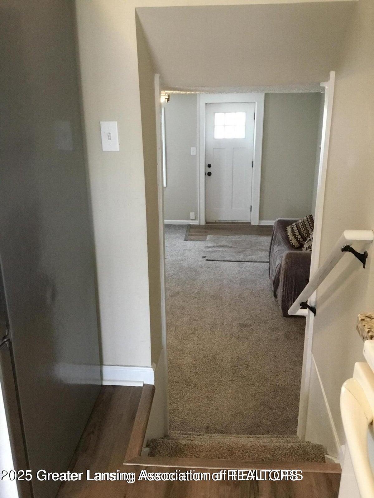 4615 Hughes Road Lansing, MI 48910 - Photo 9 of 21 20250327192523839480000000-o
