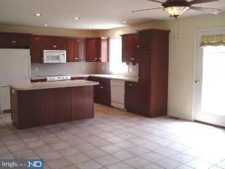 292 Starr Road Landenberg, PA 19350 - Photo 3 of 6