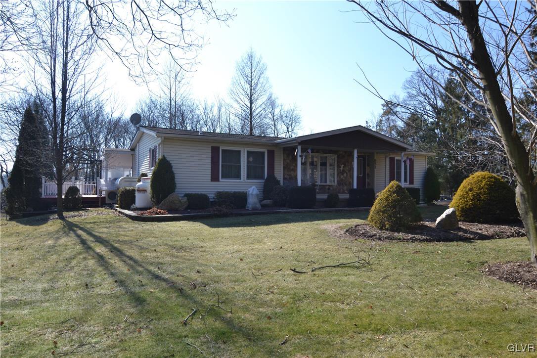 651 English Road Bath, PA 18014 - Photo 3 of 35