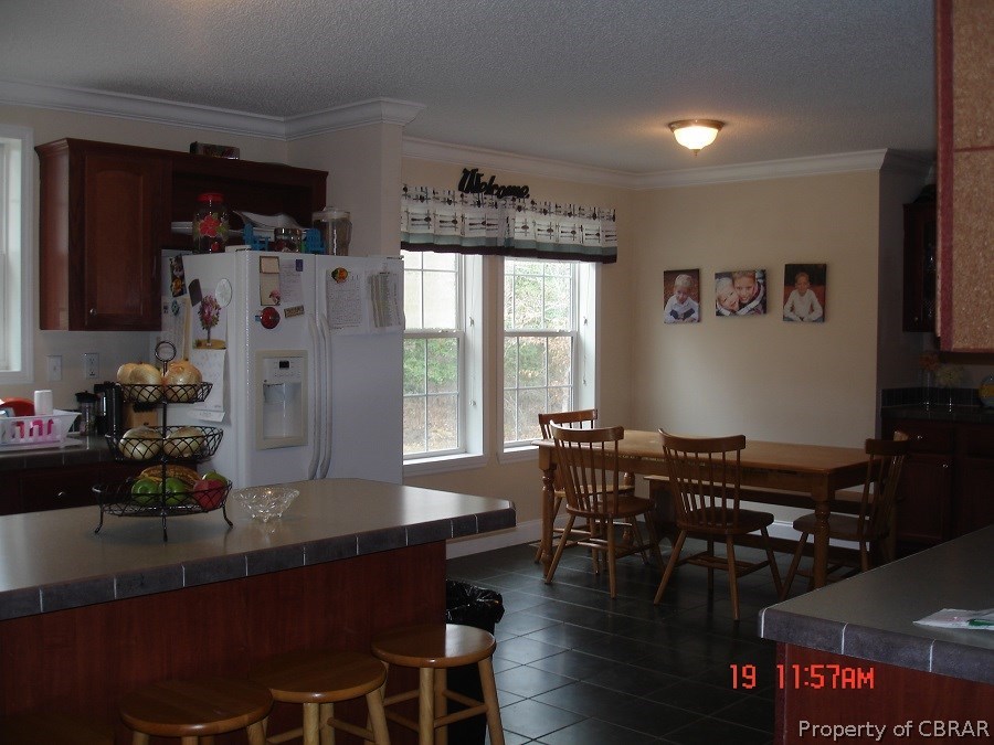 4613 New Landing Road Gloucester, VA 23061 - Photo 4 of 13 Kitchen/Dining Area