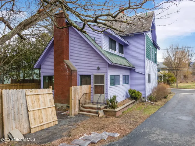 $239,900 | 162 Elm Street, Cobleskill, NY 12043